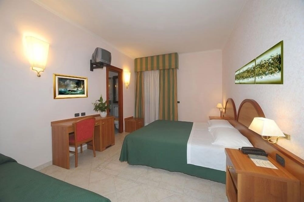 Hotel L'Aquila 9