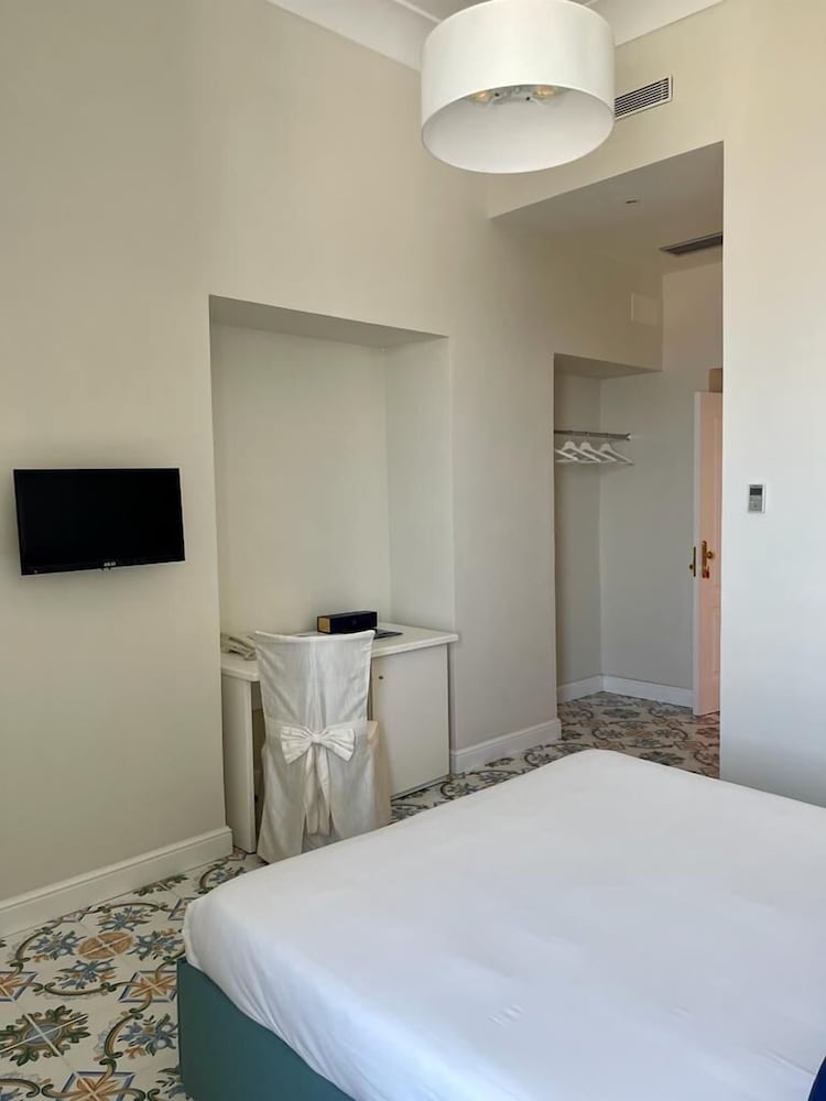 Hotel Villa Cimmino 9