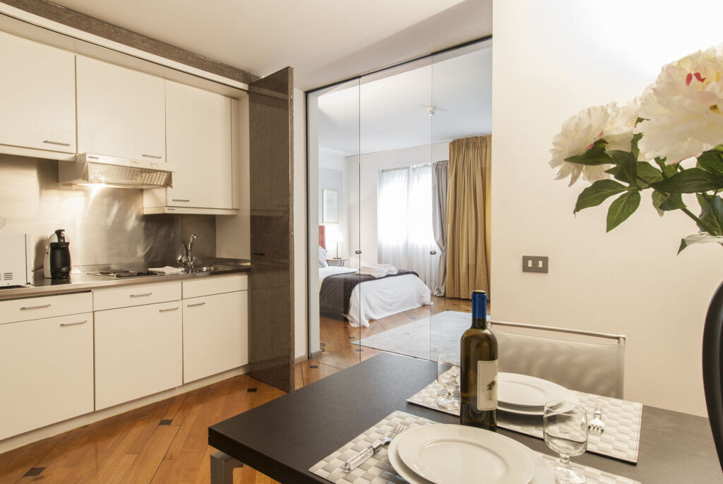 Milan Royal Suites 11