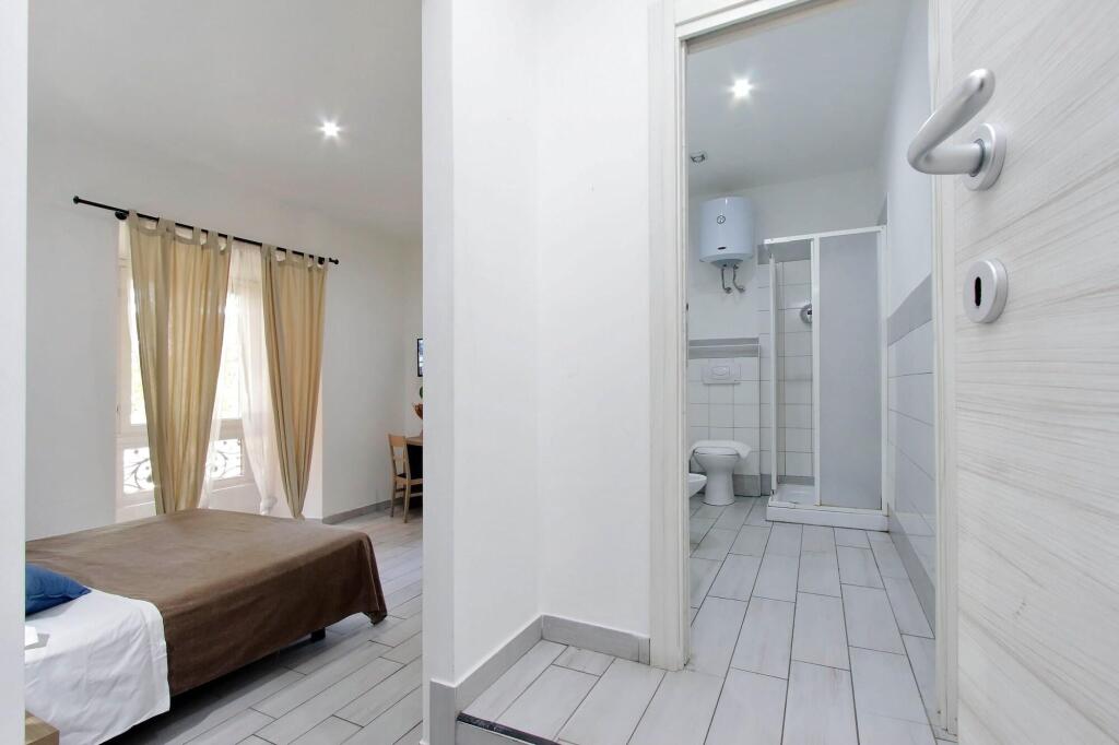 Quo Vadis Inn 16