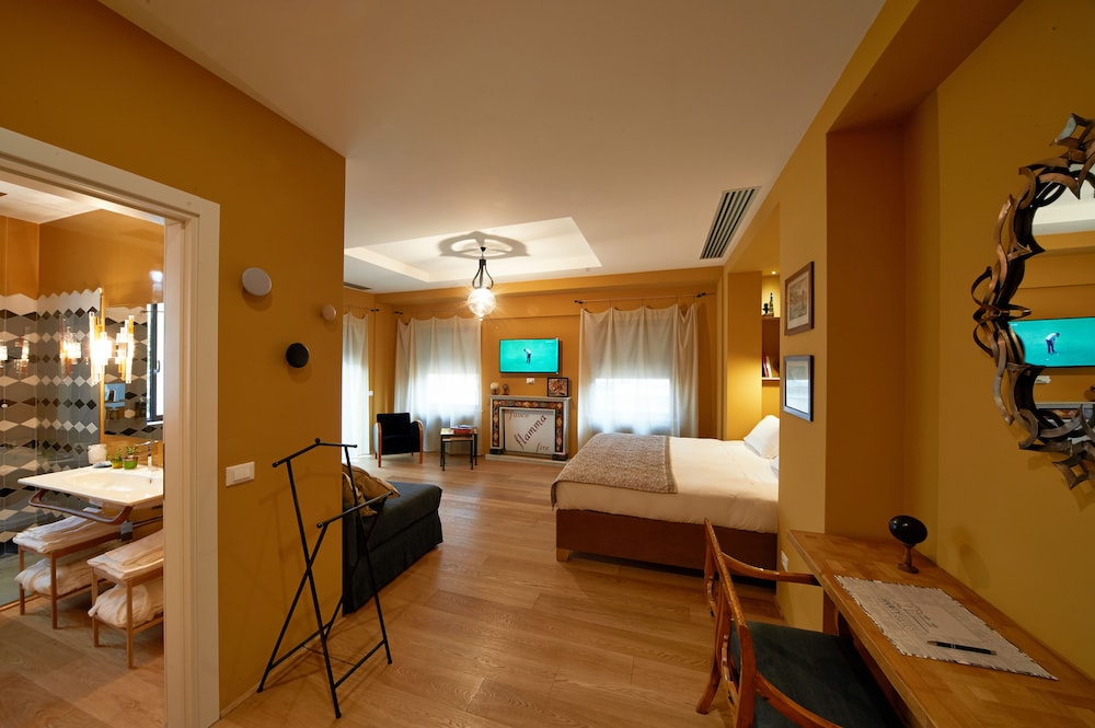 Rarity Suites 6