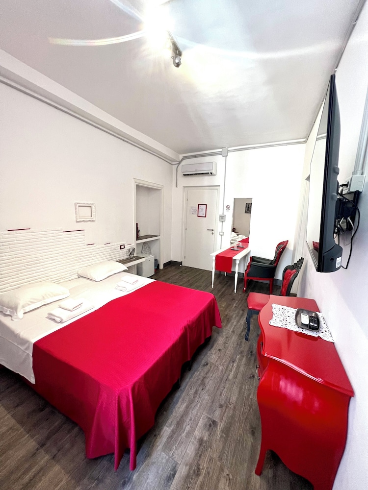 Relais Cola di Rienzo 13