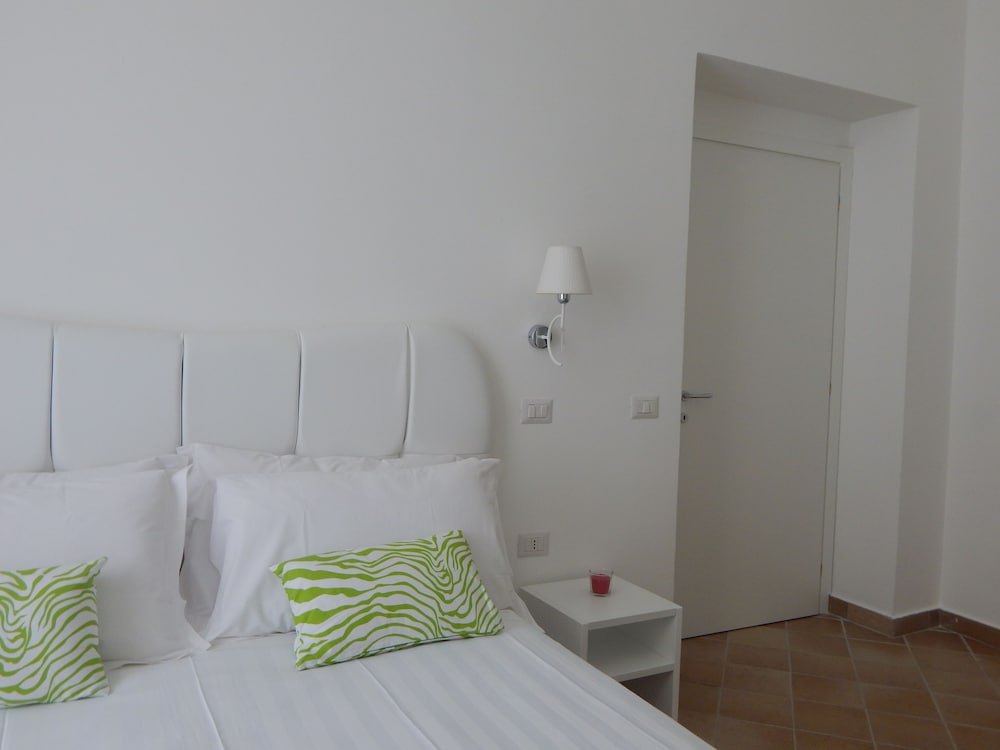 Roma Resort Colosseum 8