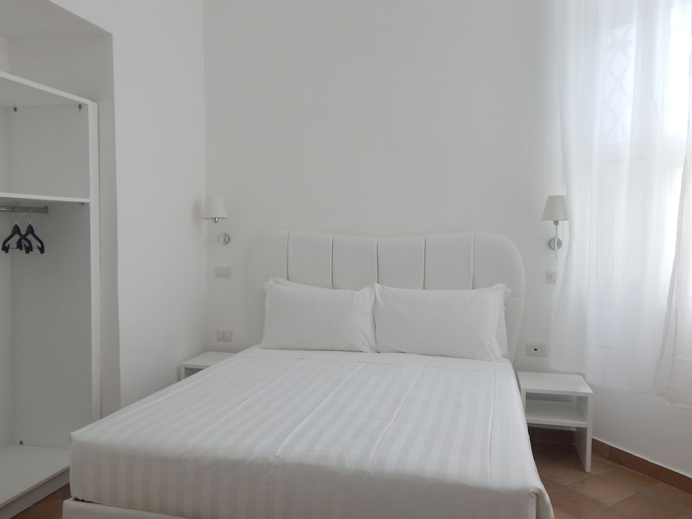 Roma Resort Colosseum 14