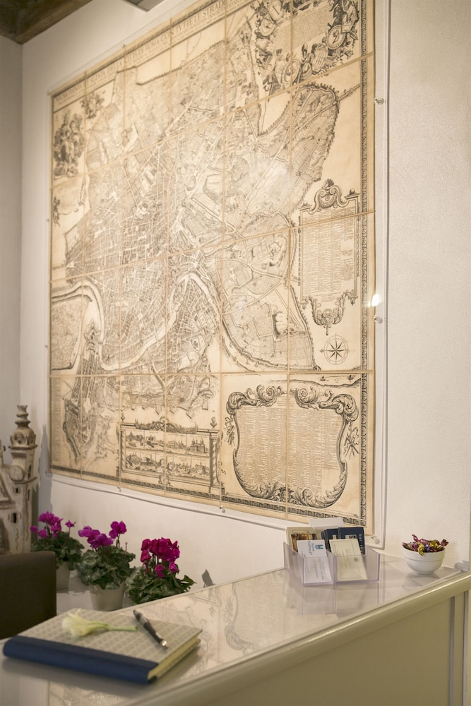 Rome Frattina 27 3