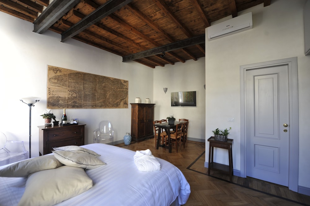 Rome Frattina 27 7