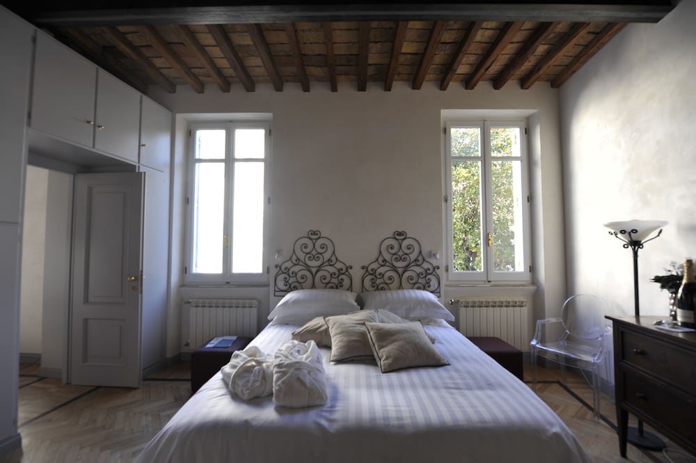Rome Frattina 27 12
