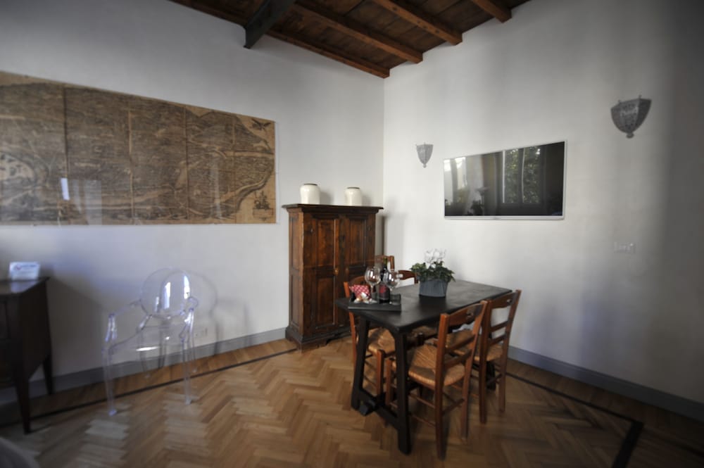 Rome Frattina 27 11