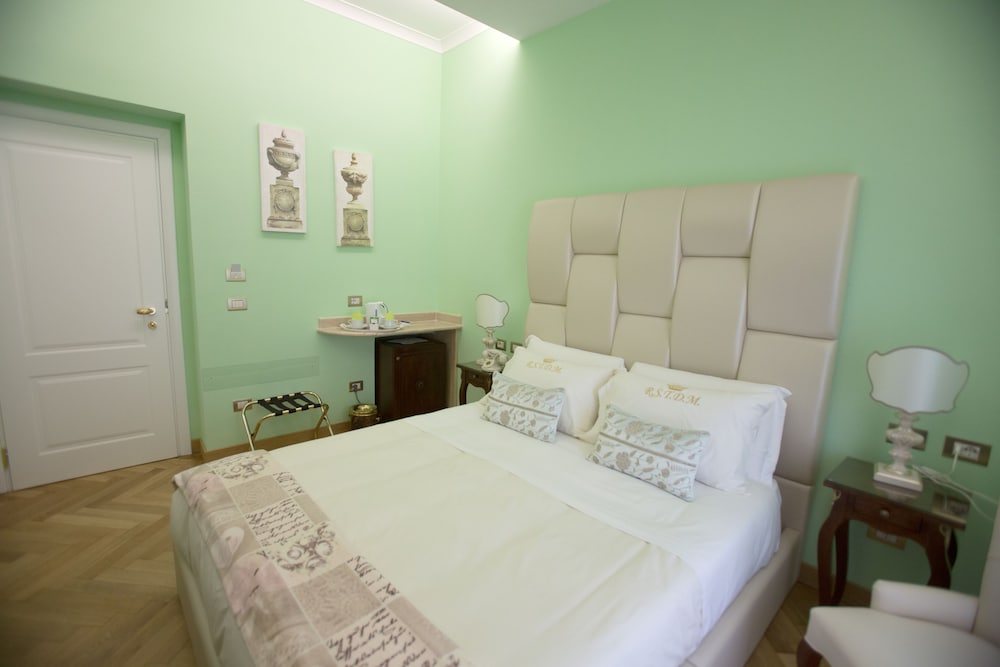 Royal Suite Trinità Dei Monti 18