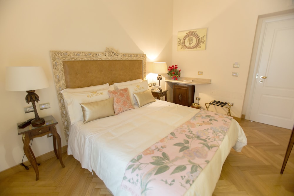 Royal Suite Trinità Dei Monti 11