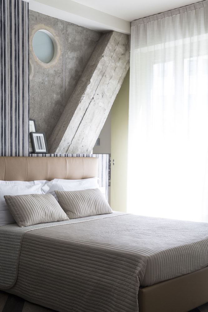 Serendipity Rooms 21