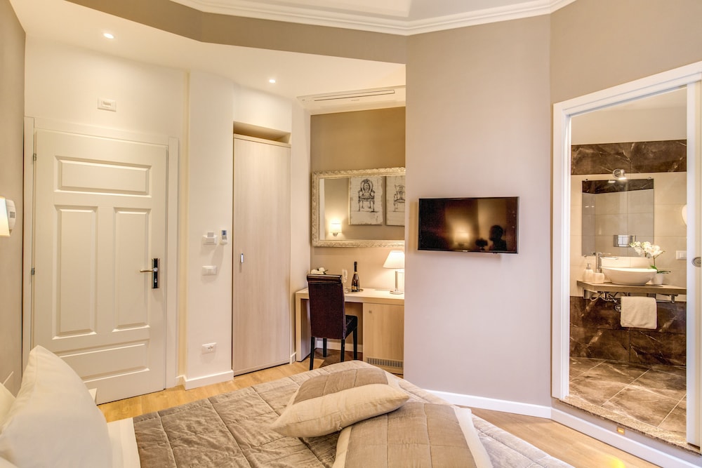 The Bridge Suites 9