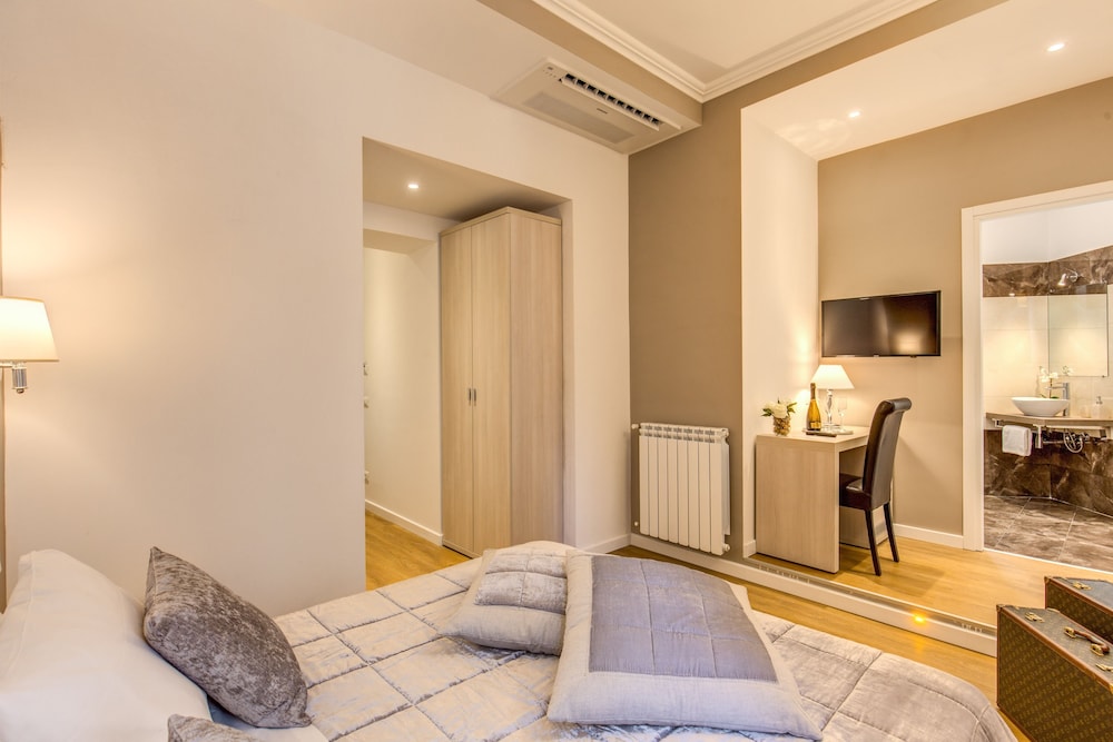 The Bridge Suites 10