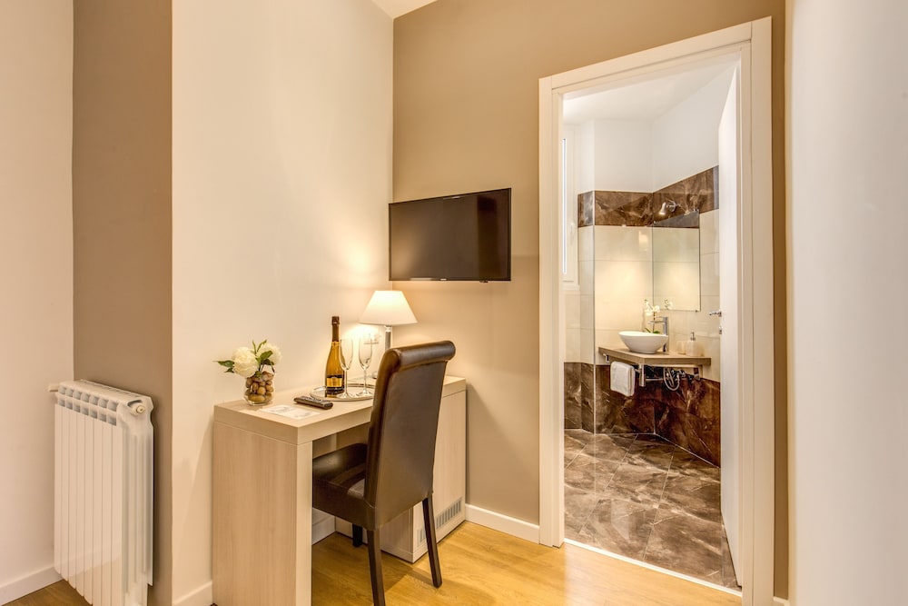 The Bridge Suites 14