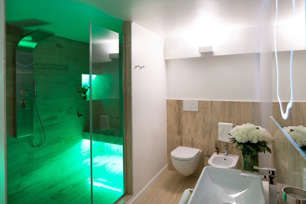 Via Del Corso Home 23
