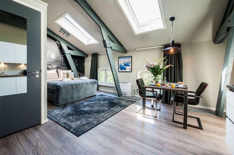 YAYS Amsterdam Maritime by Numa 1