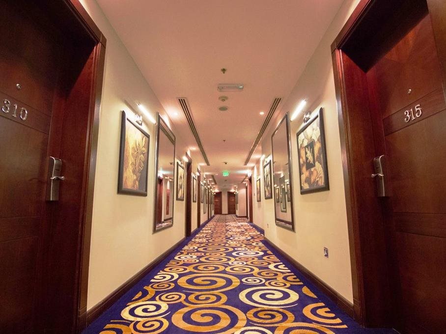 Premium Strato Hotel 11
