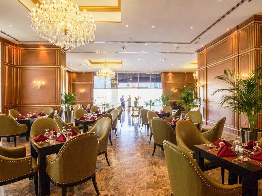 Premium Strato Hotel 20