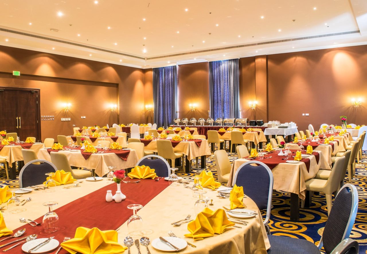 Premium Strato Hotel 5