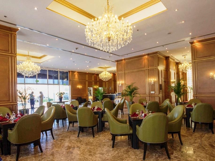 Premium Strato Hotel 7