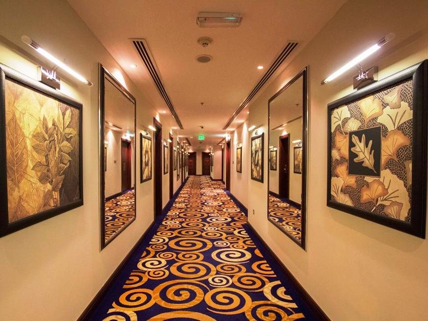 Premium Strato Hotel 8