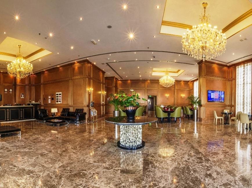 Premium Strato Hotel 9
