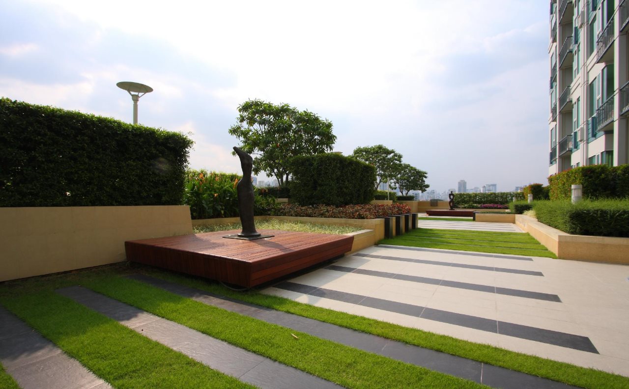 Ariva Ivy Servizio Thonglor 16