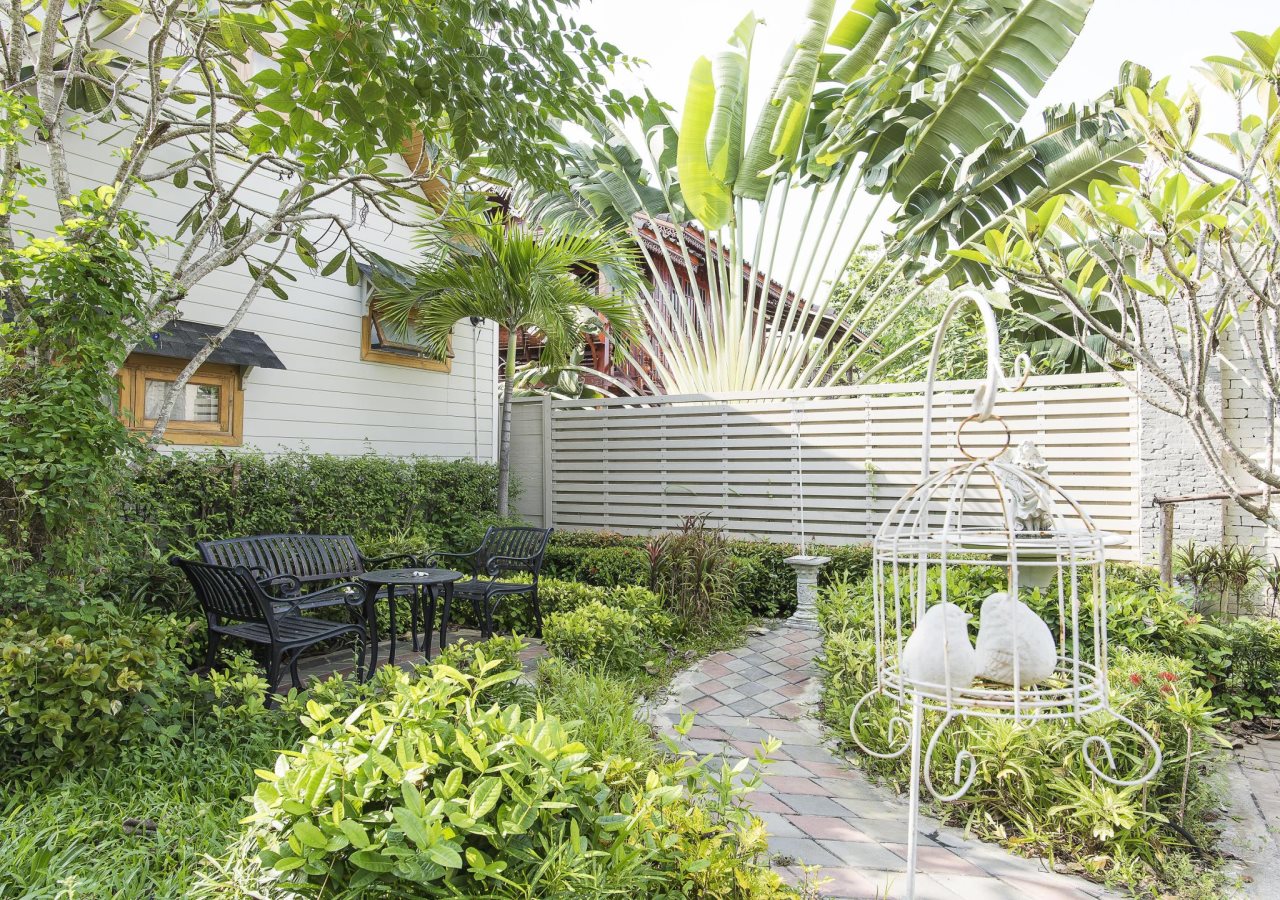 At Residence Suvarnabhumi 11