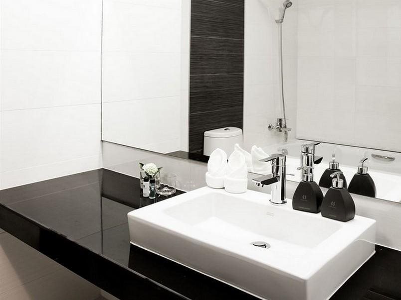 Crystal Suites Suvarnabhumi Airport 10