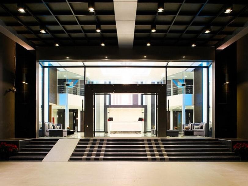 Crystal Suites Suvarnabhumi Airport 12