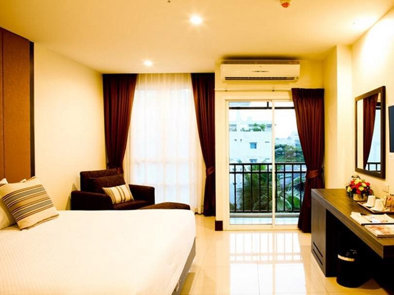 Crystal Suites Suvarnabhumi Airport 21