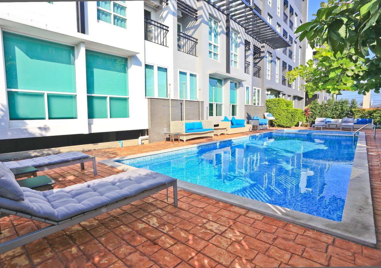 Crystal Suites Suvarnabhumi Airport 4