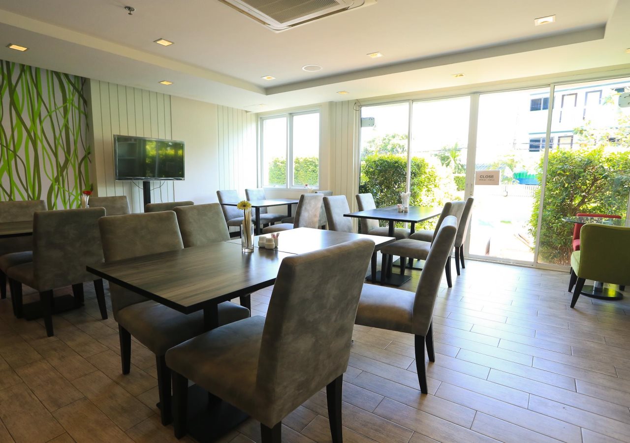 Crystal Suites Suvarnabhumi Airport 5