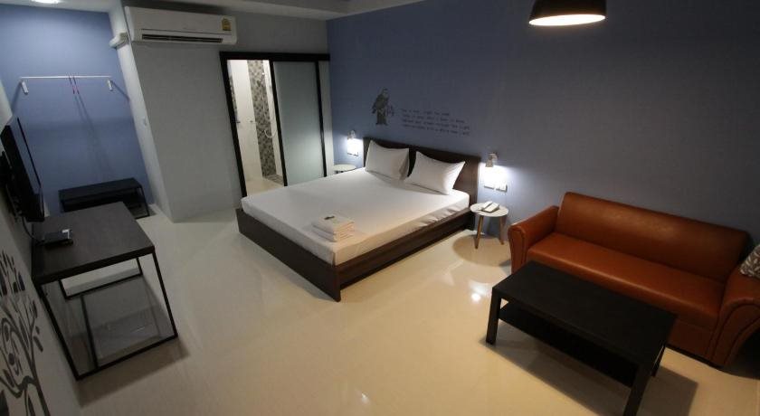 Eazy Motel B.a.n.g.N.a 15