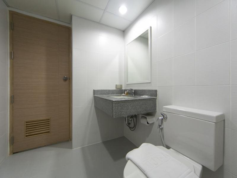 Gateway Hotel 6