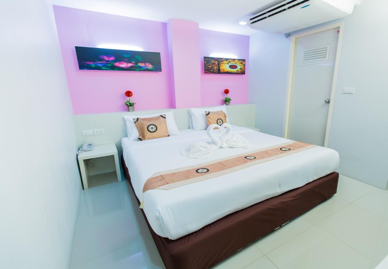 De Lux Bangkok Hotel 6
