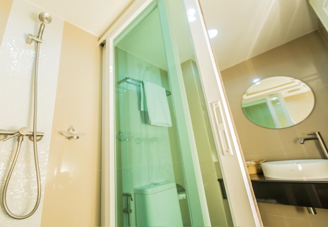 De Lux Bangkok Hotel 8