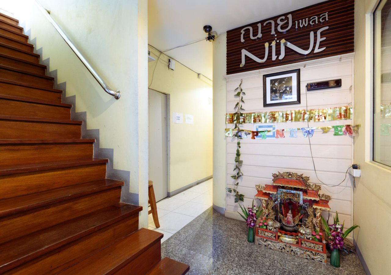 Nine Place - Sukhumwit Soi 40-Rama4 branch 8