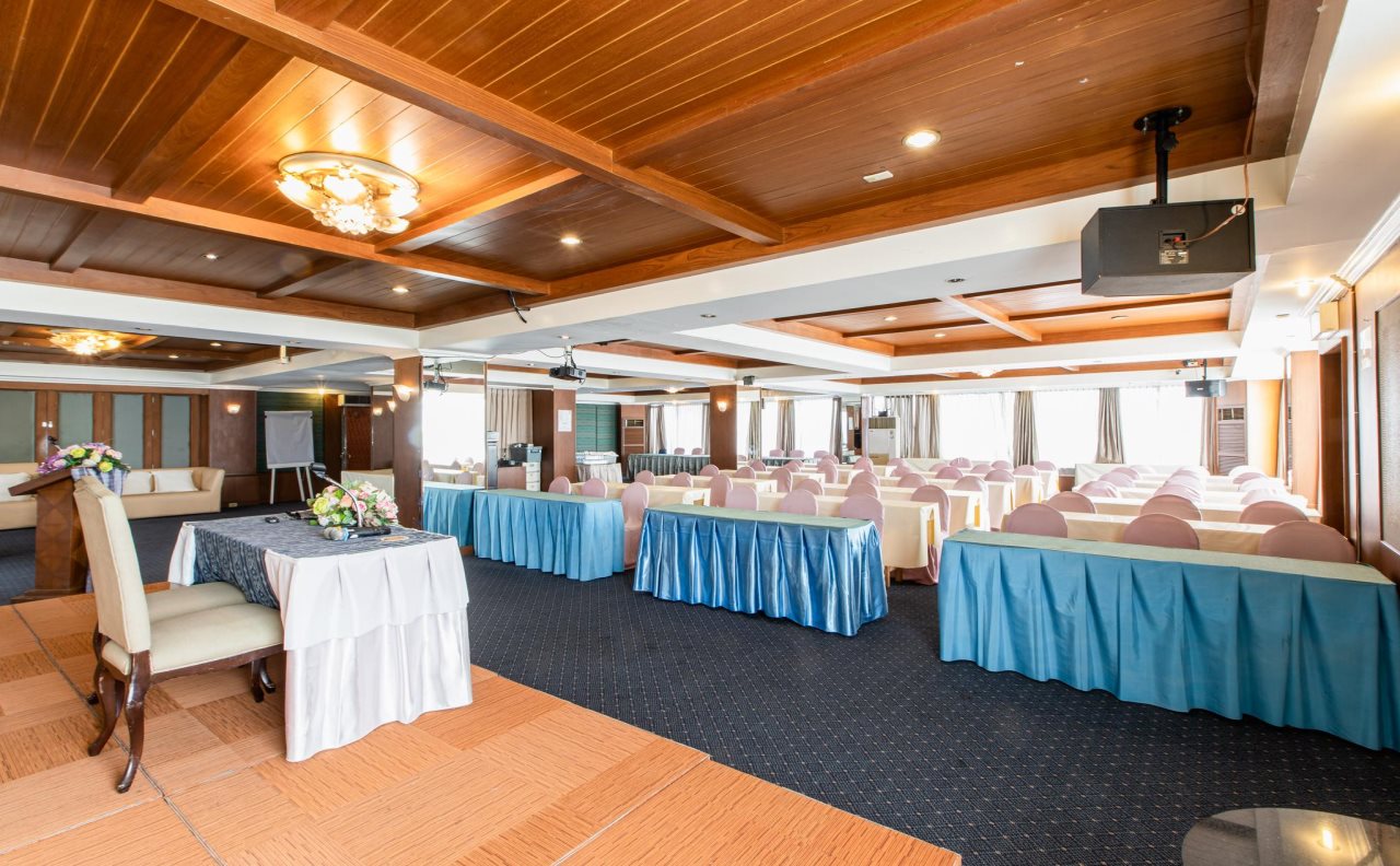 Nonthaburi Palace Hotel 22