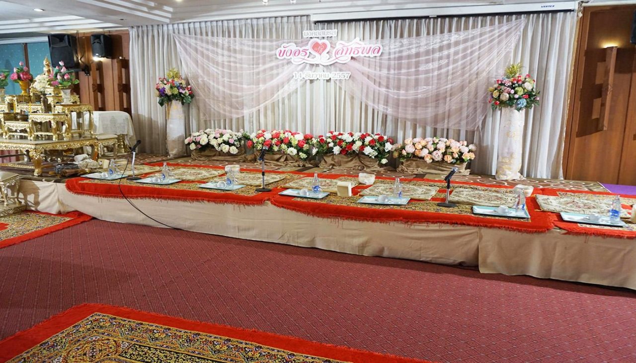 Nonthaburi Palace Hotel 5