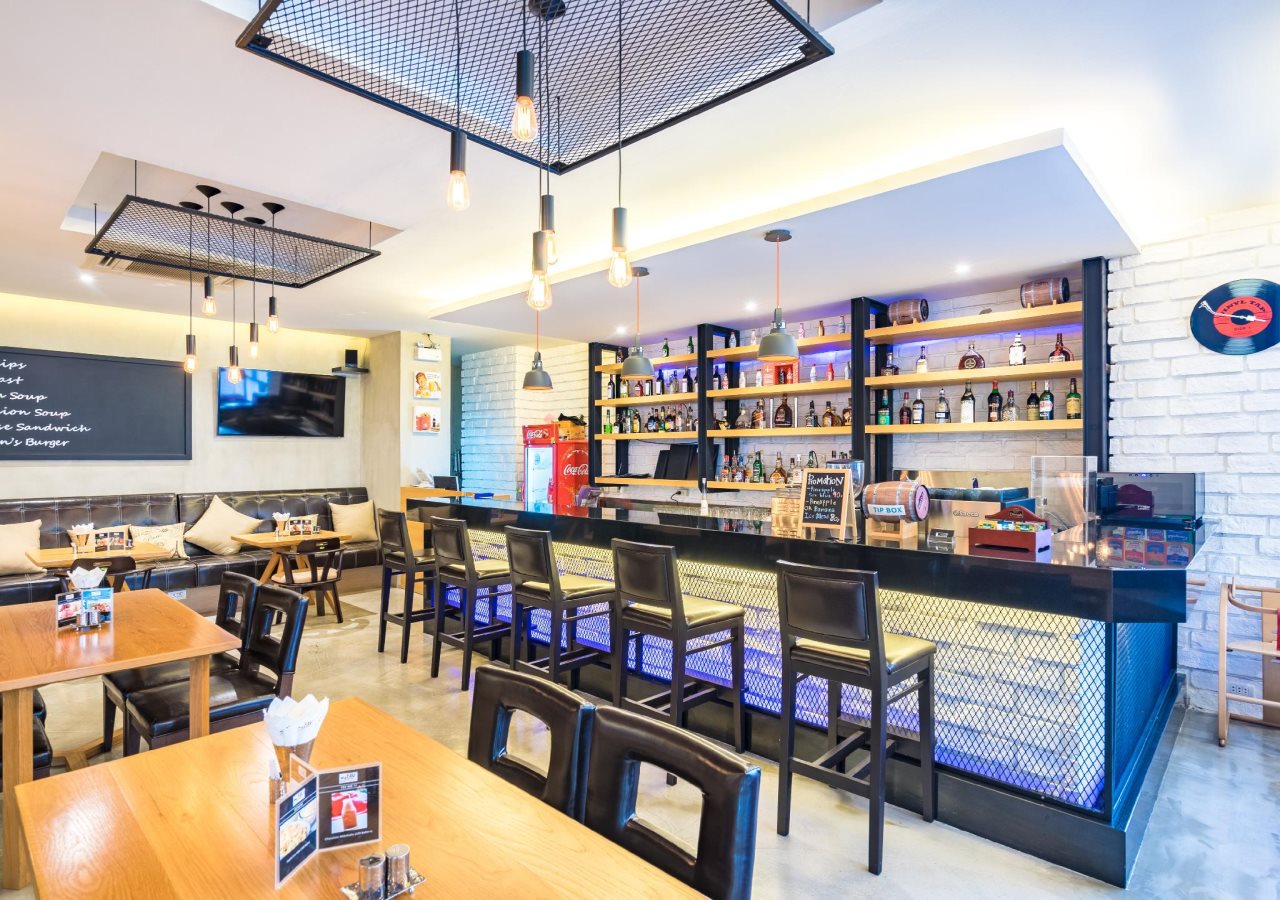 Parinda Hotel 9
