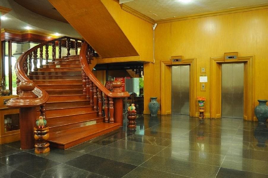 PathumThani Place Hotel 14