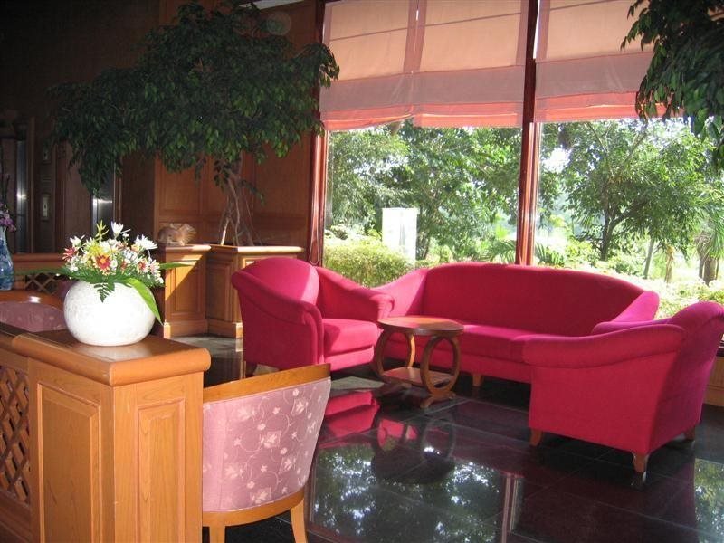 PathumThani Place Hotel 4