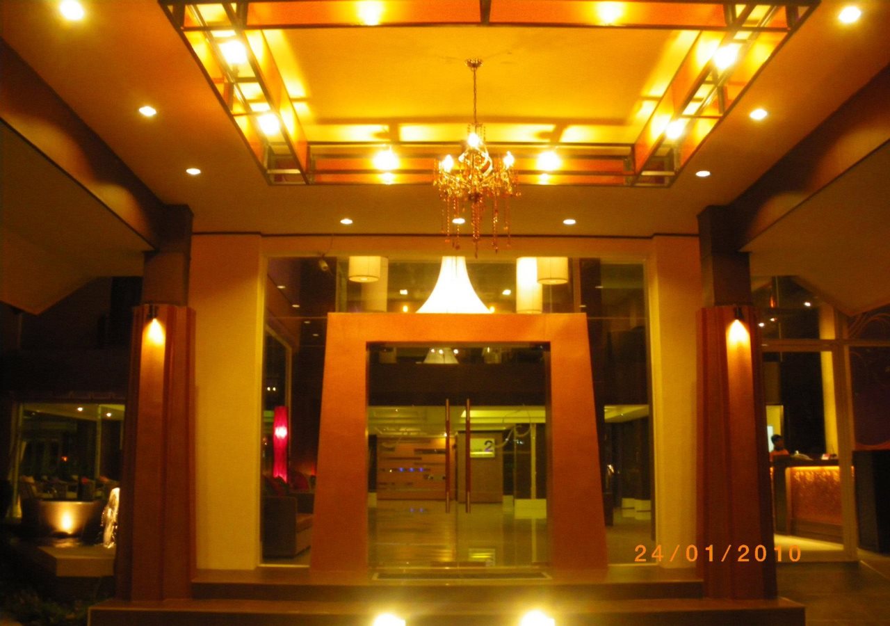 The Wing Design Hotel 8
