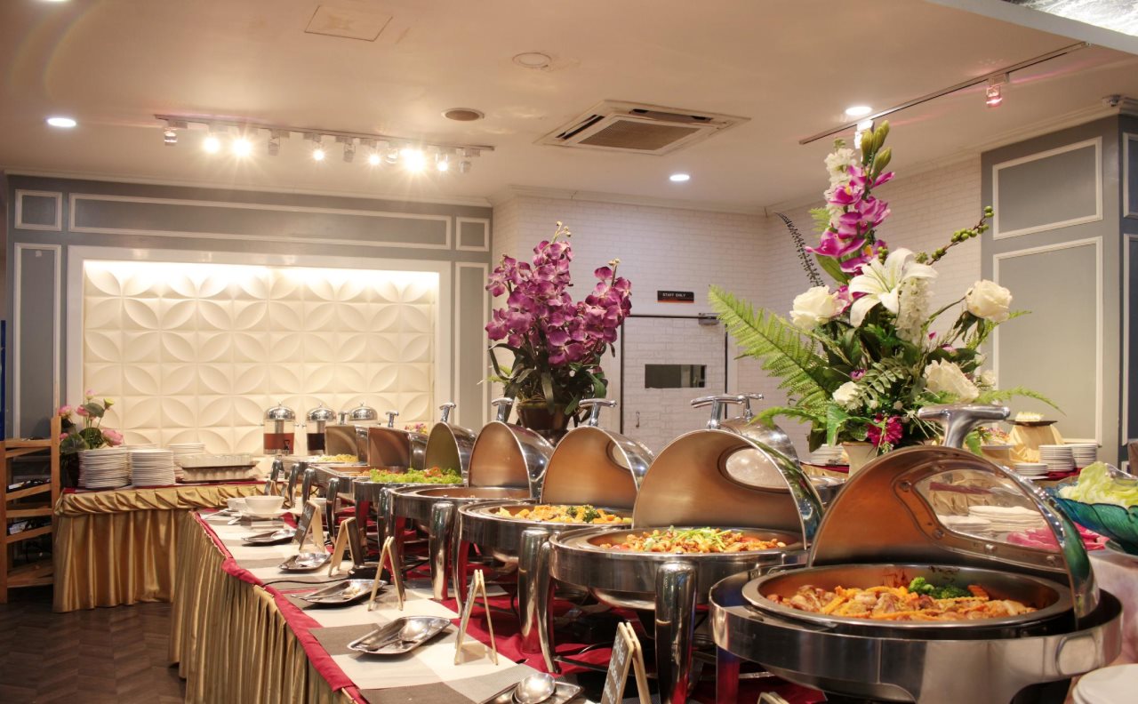 Picnic Hotel Bangkok 14