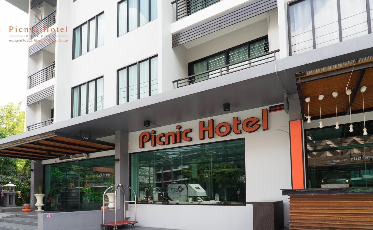 Picnic Hotel Bangkok 15