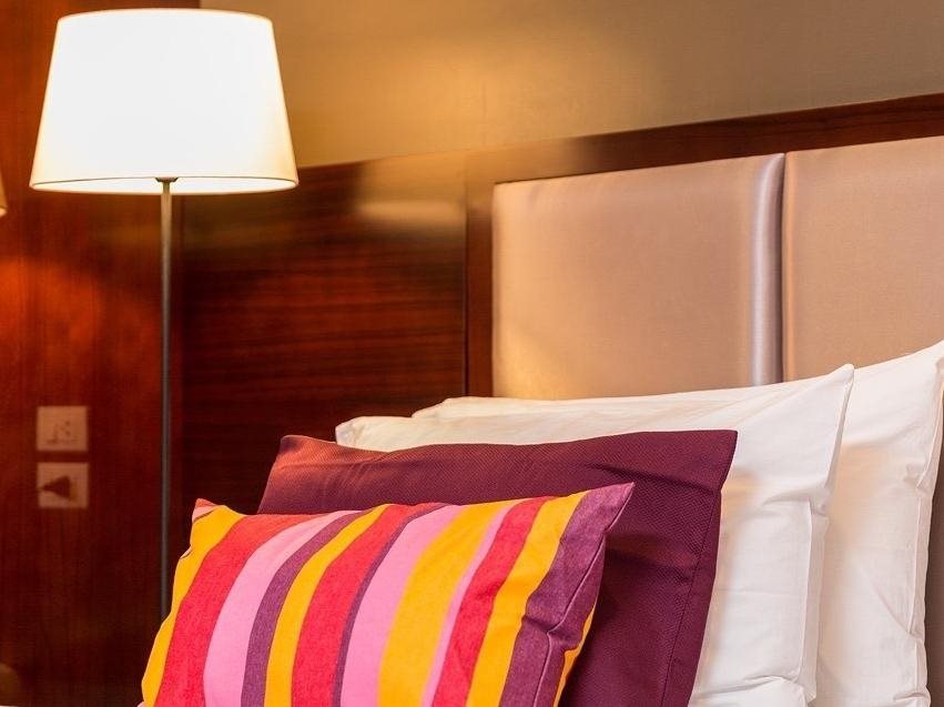 Ratchada Point Hotel 24