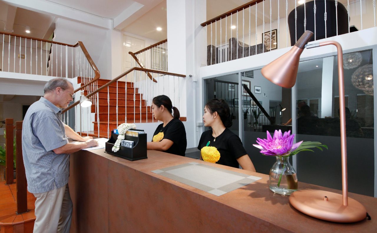 Ratchadamnoen Residence 23