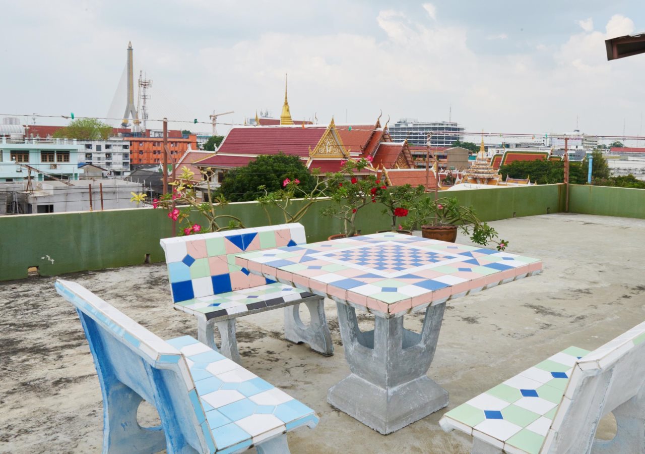 Roof View Place 7