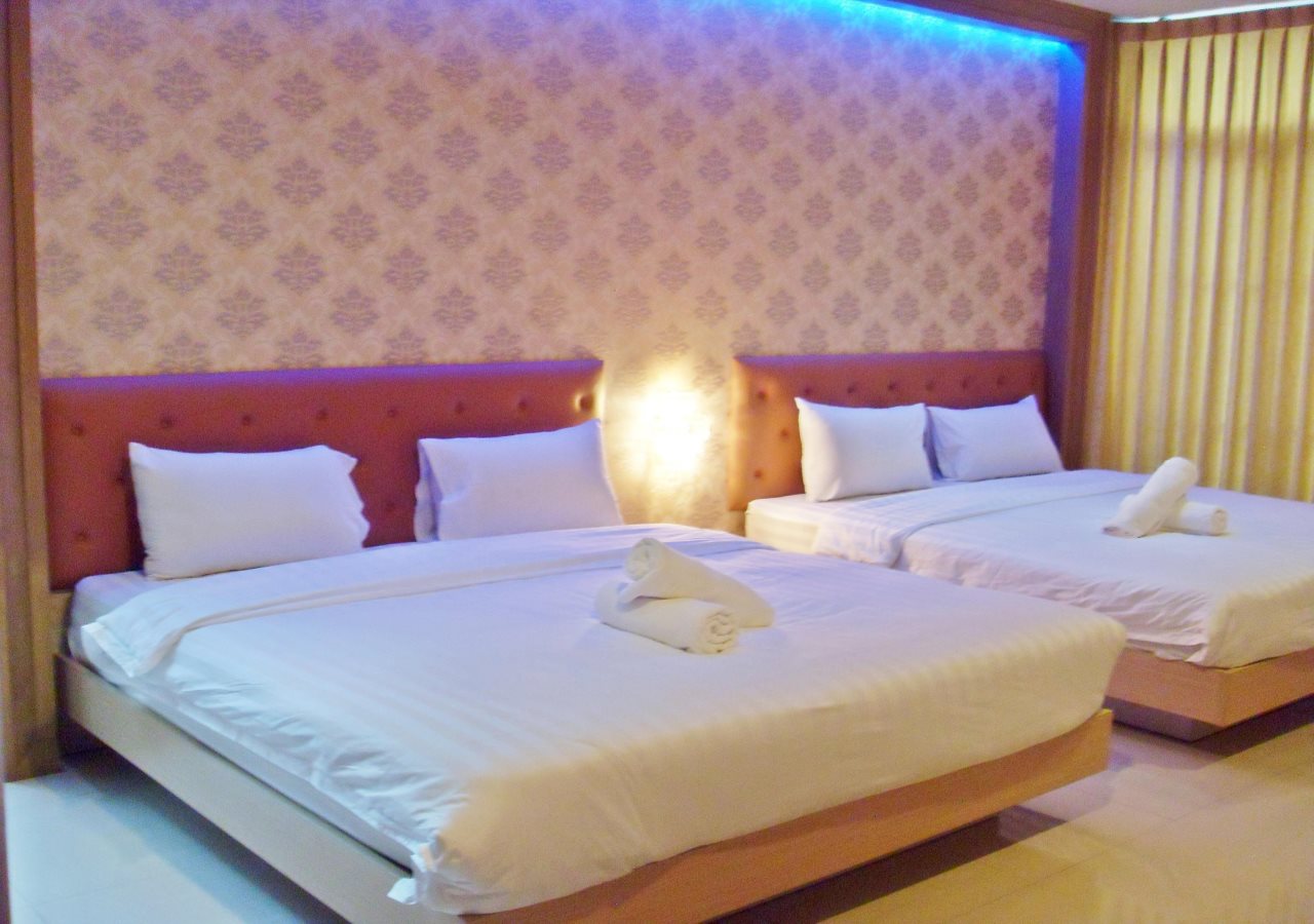 L-Seven Hotel 24